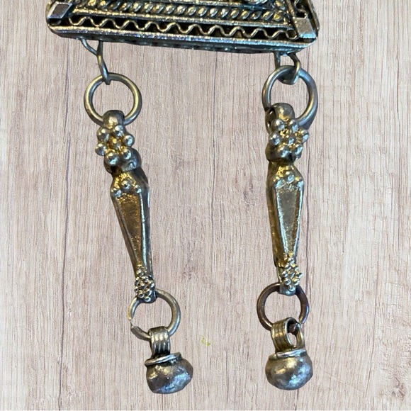 VTG Silver Pendant Middle Eastern Afghan Bedouin Tribal Triangle and Gemstones - Picture 10 of 16